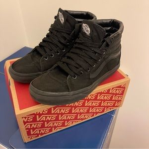 Sk8 Hi vans black size 4y
